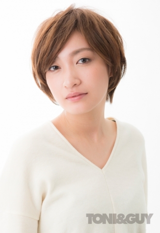 大人のナチュラルショートヘア
